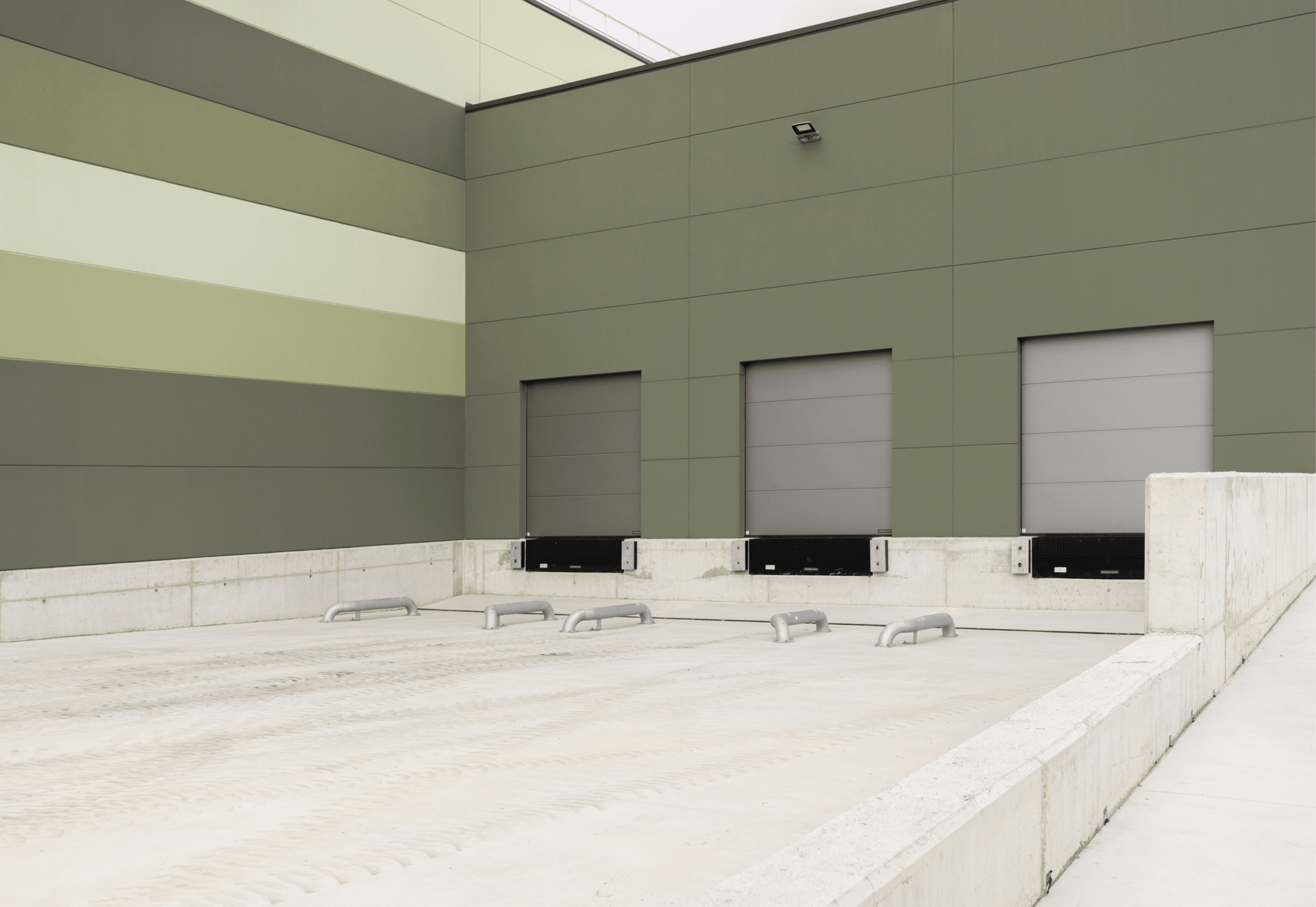 Driving Studios Facilities - Docks