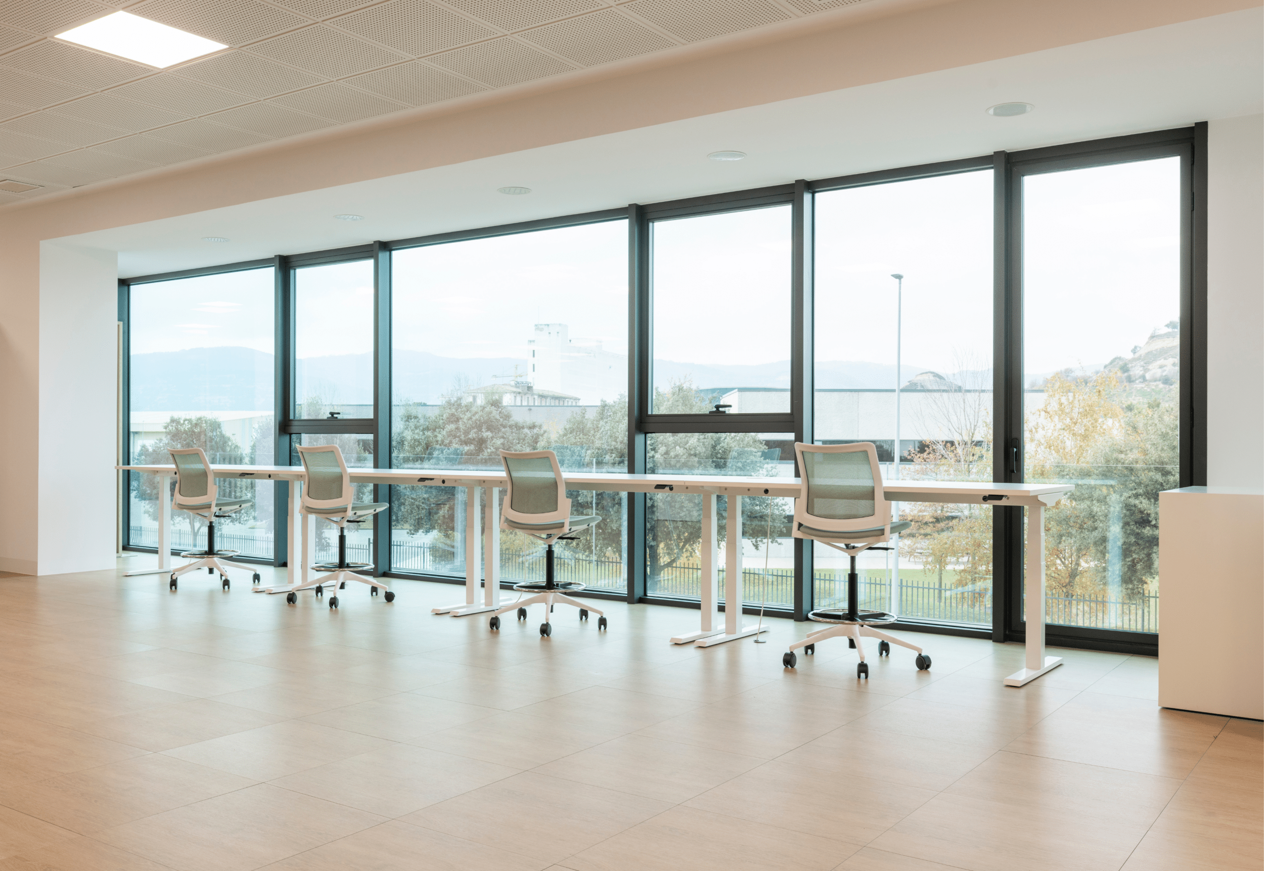 Driving Studios Facilities - Hot Desks