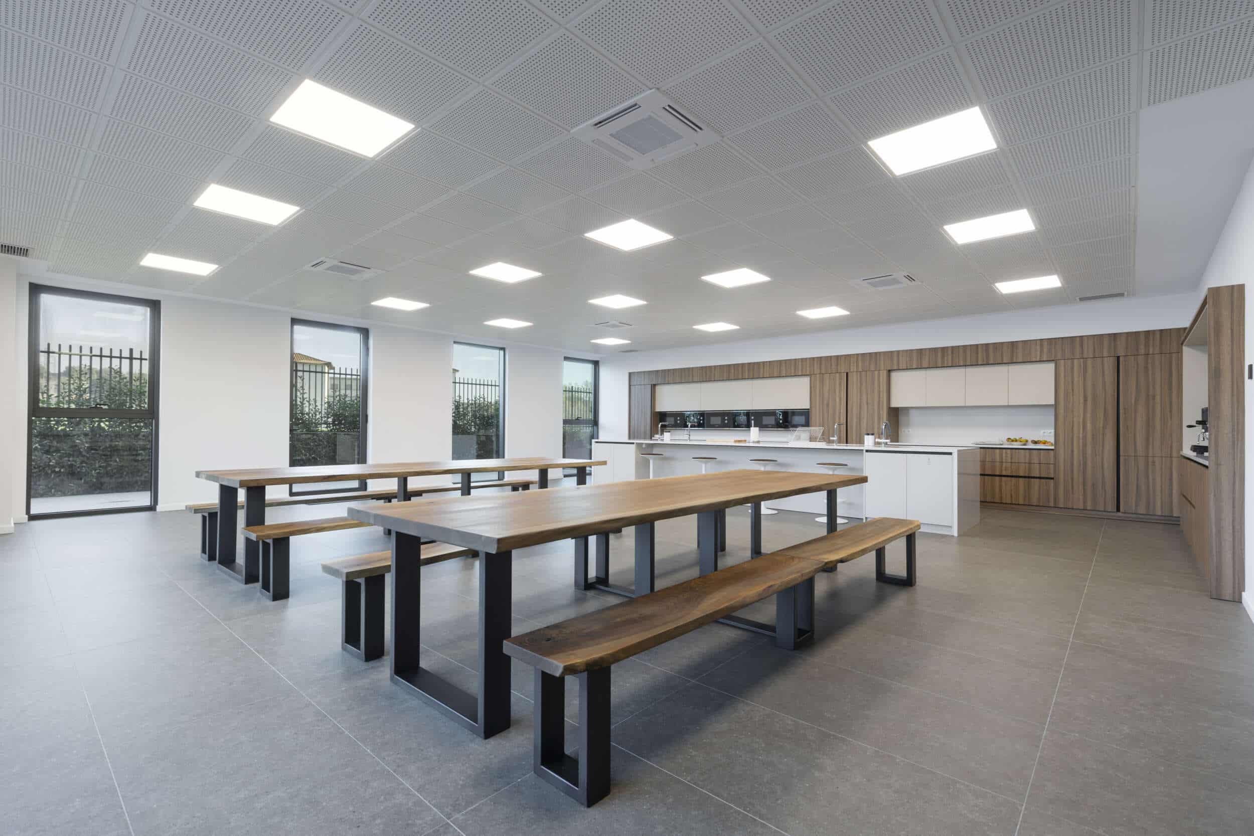 Driving Studios Facilities - Dining room